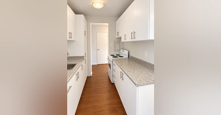 0016-109 Doane) Lp, Ottawa, ON, K2B 6G8 - 13
