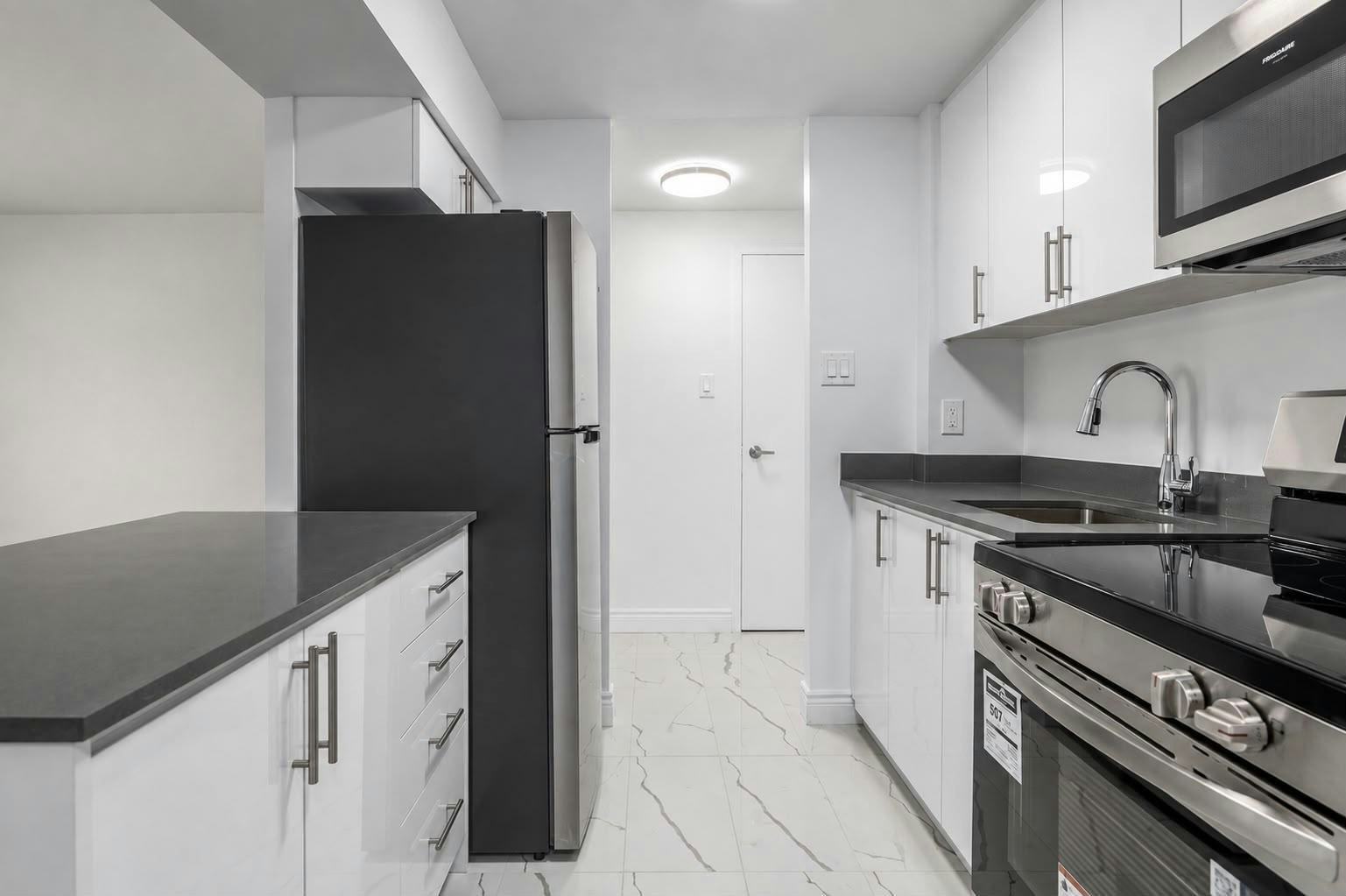 0208-7555 Goreway Lp, Mississauga, ON, L4T 3M9 - 4