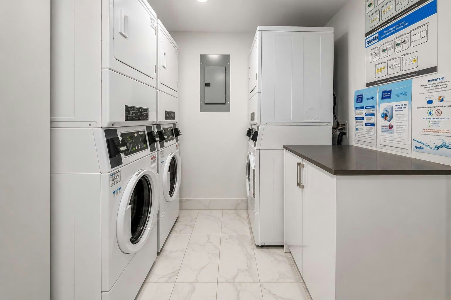0278-7555 Goreway Lp, Mississauga, ON, L4T 3M9 - 7