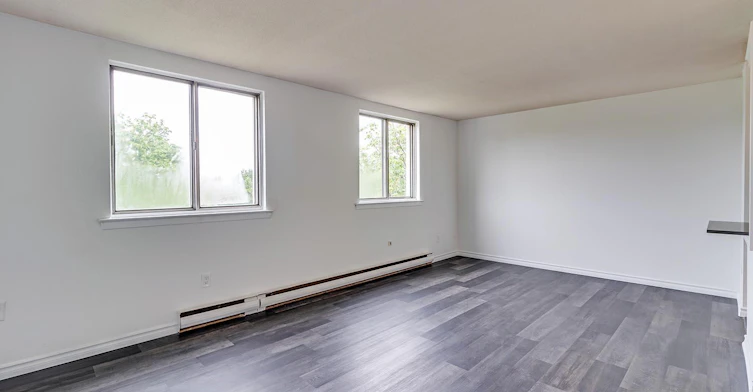 0131-7555 Goreway Lp, Mississauga, ON, L4T 3M9 - 8