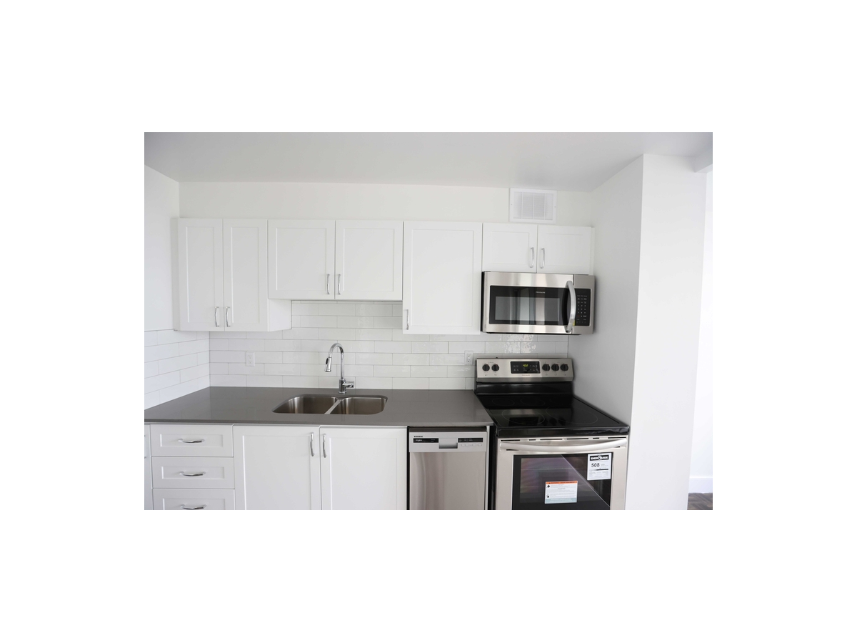 282 Romaine Street, Peterborough, ON, K9J 2C5 - 2
