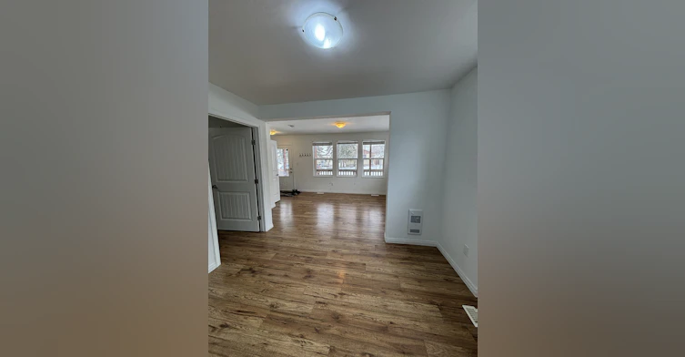 Main-12224 60 Street Northwest, Edmonton, AB, T5W 3Z9 - 8