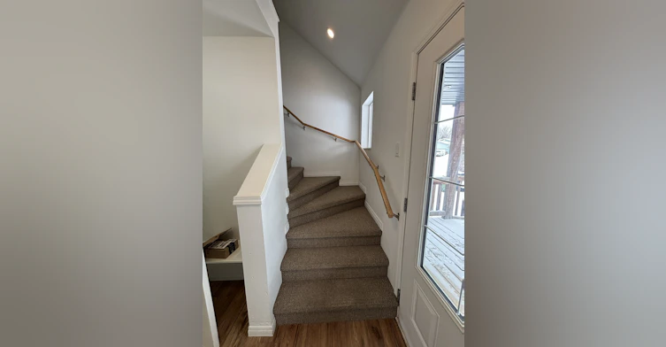 Main-12224 60 Street Northwest, Edmonton, AB, T5W 3Z9 - 12