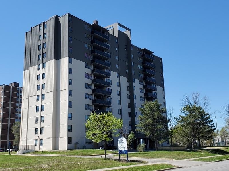 41 Garfella Lp, Toronto, ON, M9V 2G3 - 3