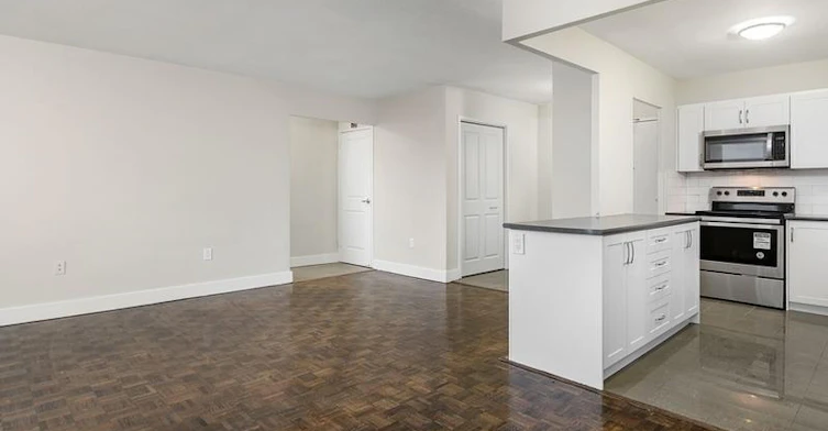 41 Garfella Lp, Toronto, ON, M9V 2G3 - 9