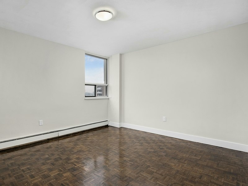 0805-41 Garfella Lp, Toronto, ON, M9V 2G3 - 8