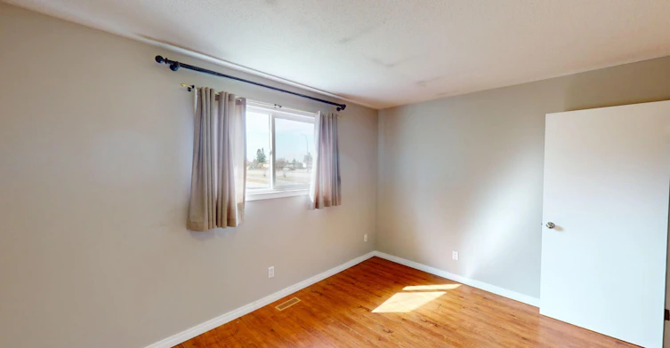 8 Dover Meadow Close Se, Calgary, AB, T2B 2E2 - 9