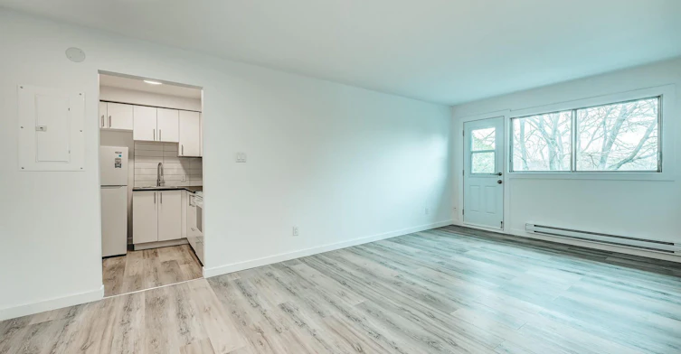 6965 De Choisy Rue, Montréal, QC, H1T 2J6 - 7