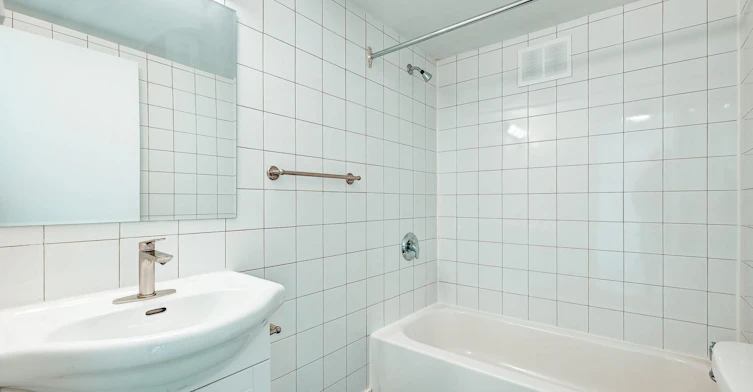 6965 De Choisy Rue, Montréal, QC, H1T 2J6 - 10