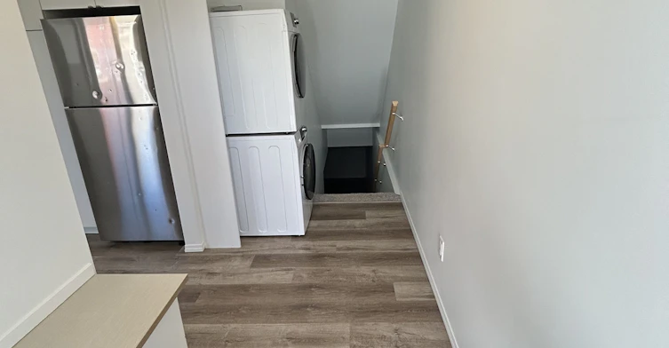 Bsmt-11354 53 Street Northwest, Edmonton, AB, T5W 1C5 - 2