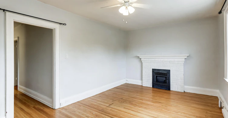Up-214 O'connor Drive, Toronto, ON, M4J 2T4 - 9