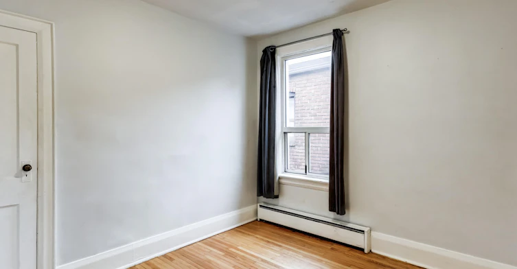 Up-214 O'connor Drive, Toronto, ON, M4J 2T4 - 5