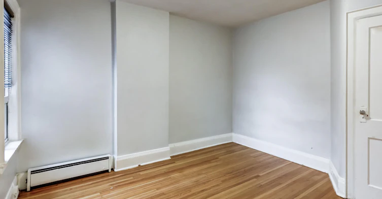 Up-214 O'connor Drive, Toronto, ON, M4J 2T4 - 4