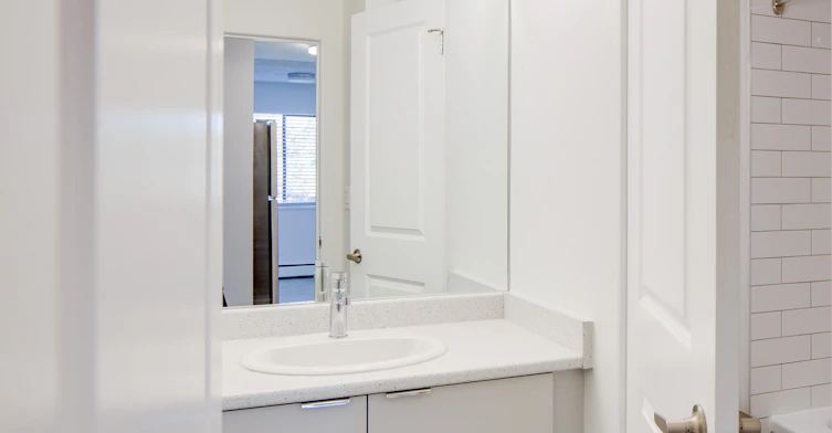 33690 Marshall Road, Abbotsford, BC, V2S 1L2 - 15
