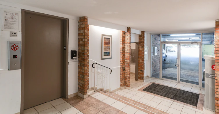 0127-33690 Marshall Road, Abbotsford, BC, V2S 1L2 - 9