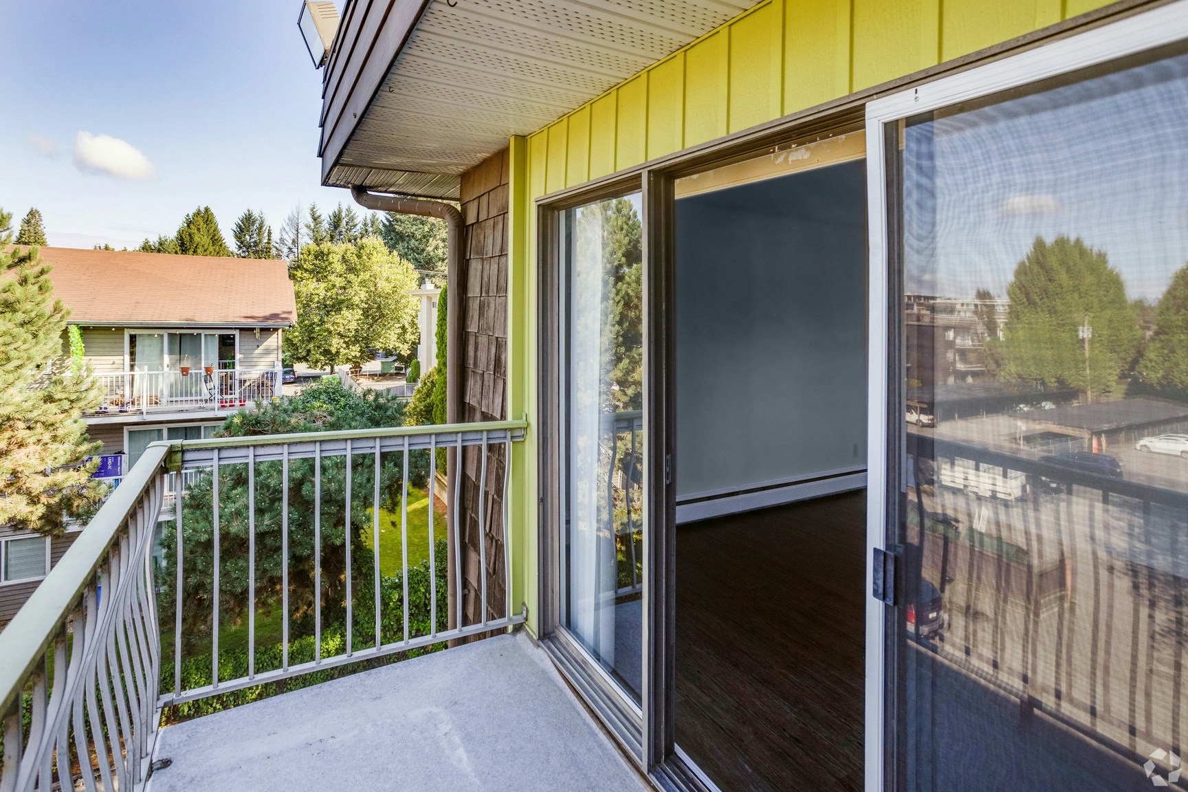 0215-33690 Marshall Road, Abbotsford, BC, V2S 1L2 - 2