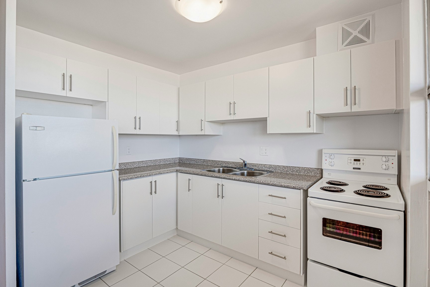 209-PH09-24 Mabelle Avenue, Toronto, ON, M9A 4X7 - 4