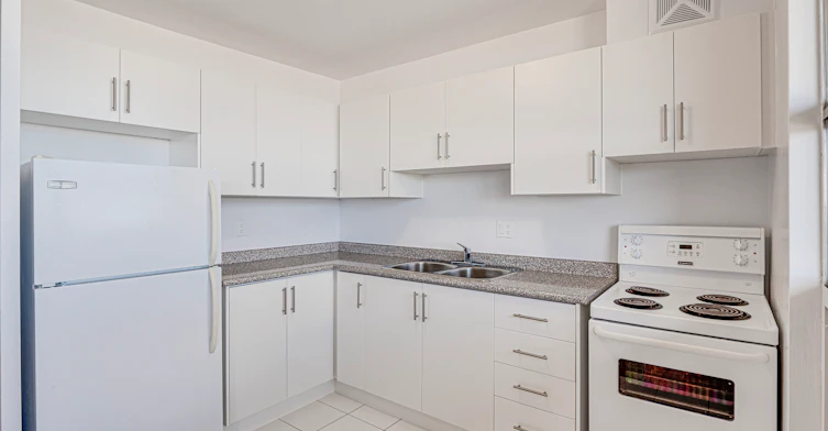 209-PH09-24 Mabelle Avenue, Toronto, ON, M9A 4X7 - 4