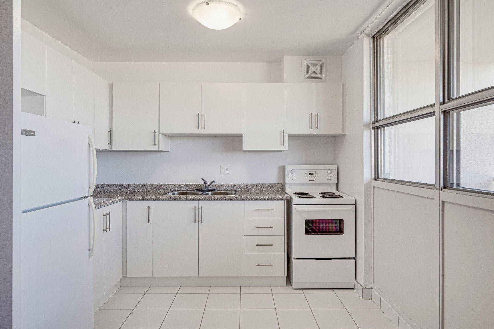 209-PH09-24 Mabelle Avenue, Toronto, ON, M9A 4X7 - 3
