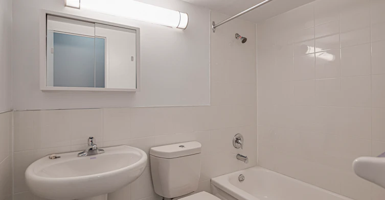 201-PH01-24 Mabelle Avenue, Toronto, ON, M9A 4X7 - 8