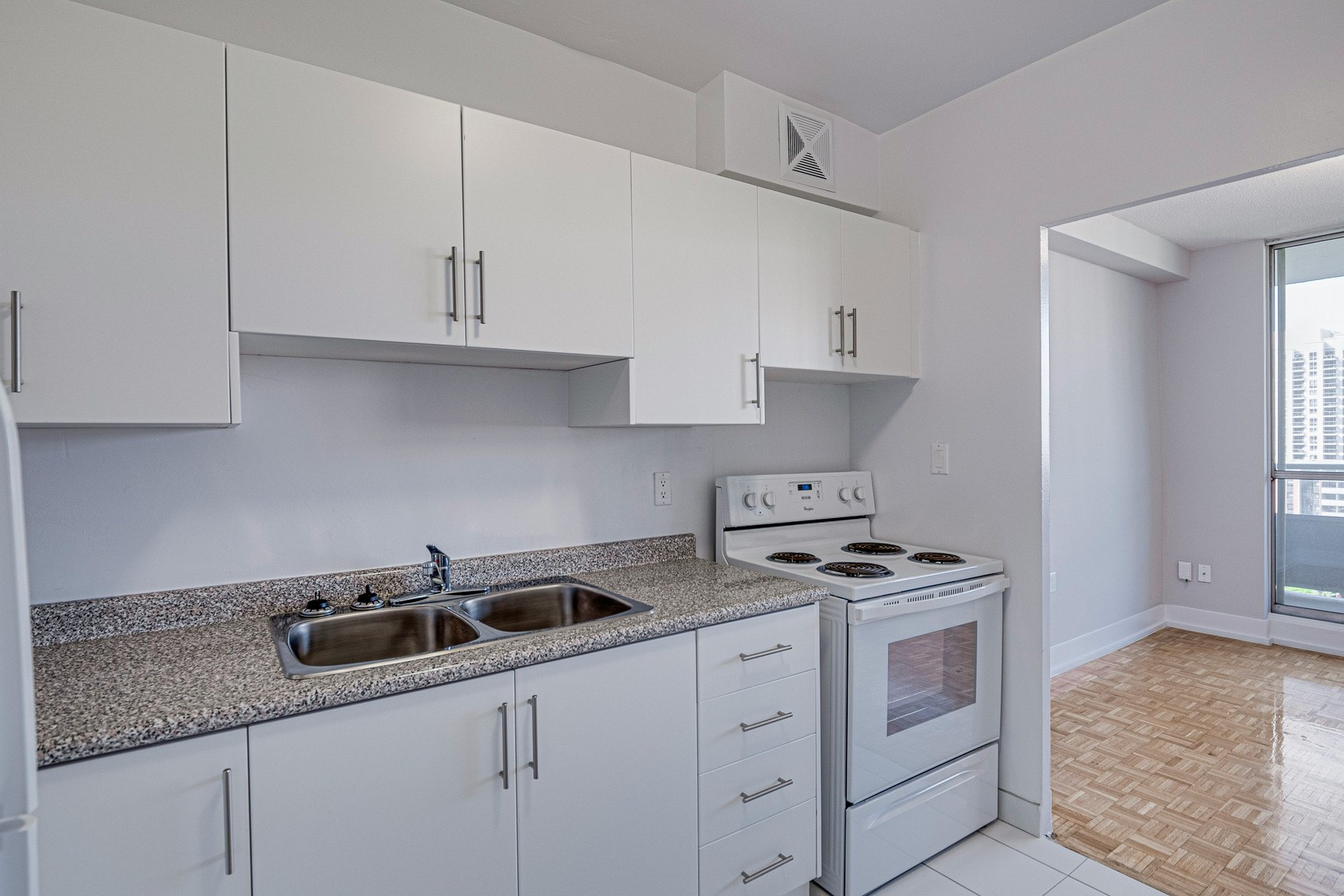 201-PH01-24 Mabelle Avenue, Toronto, ON, M9A 4X7 - 7