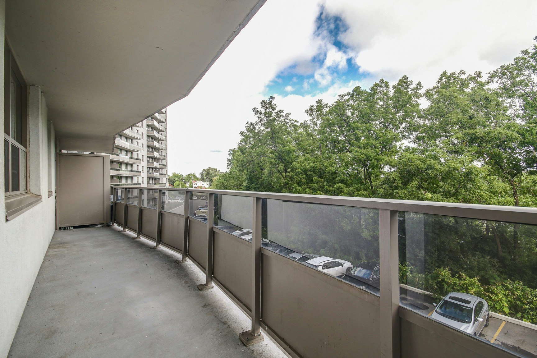 1001 Main Street West, Hamilton, ON, L8S 1A9 - 7