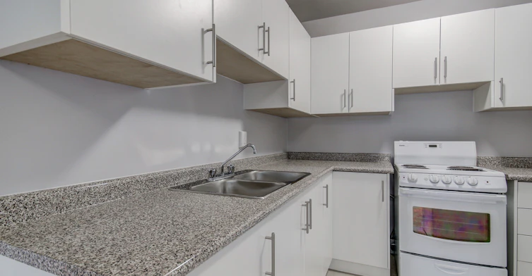 1001 Main Street West, Hamilton, ON, L8S 1A9 - 6
