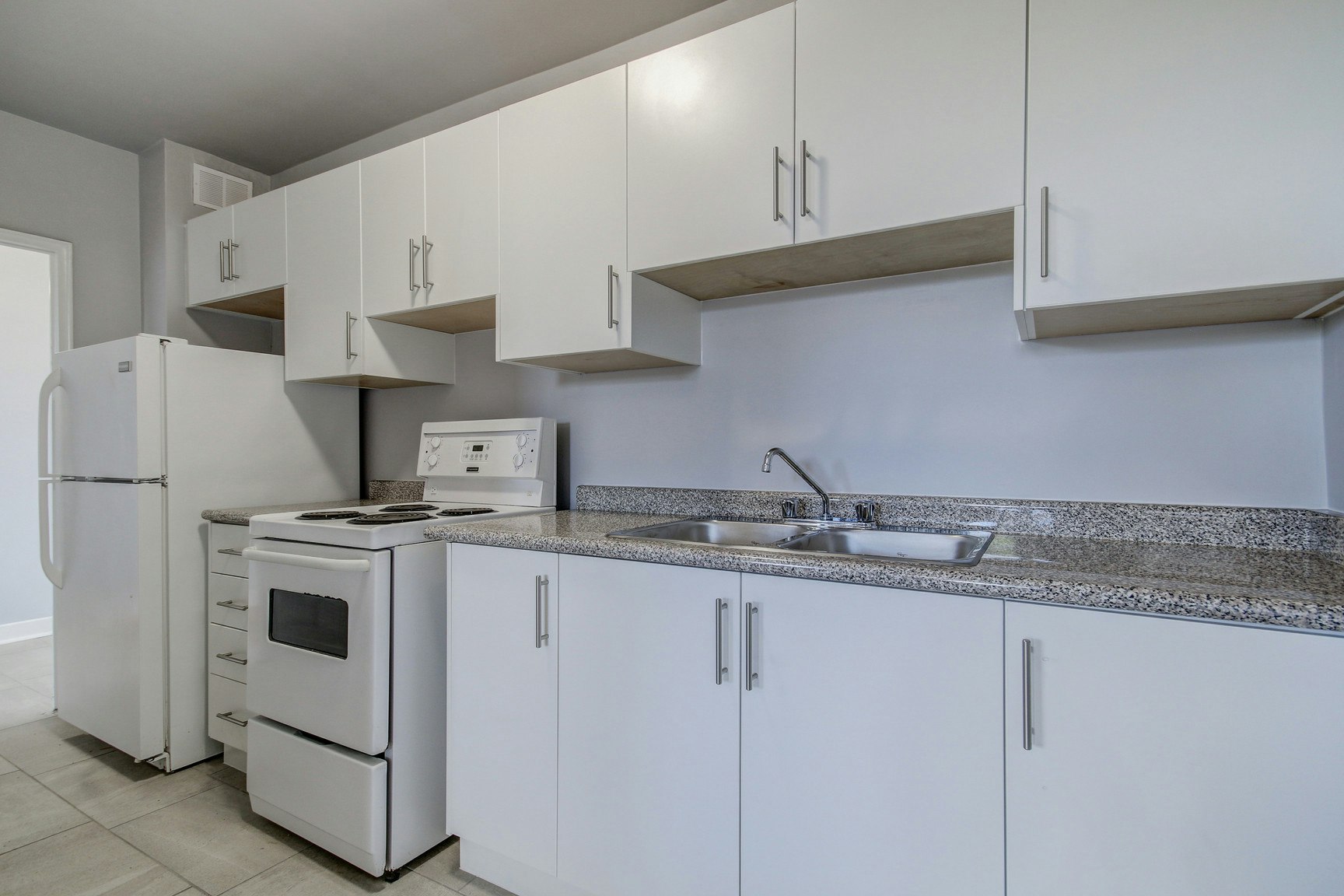 981 Main Street West, Hamilton, ON, L8S 1A8 - 8