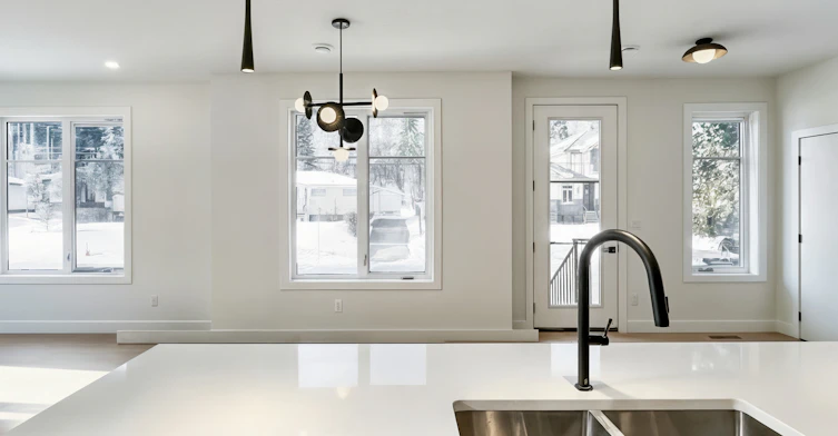 Upper-8604 33 Avenue Northwest, Calgary, AB, T3B 1M3 - 5