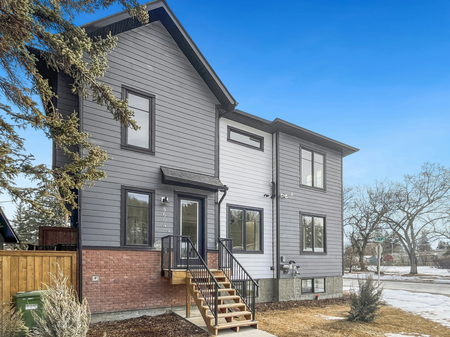 Upper-8604 33 Avenue Northwest, Calgary, AB, T3B 1M3 - 22