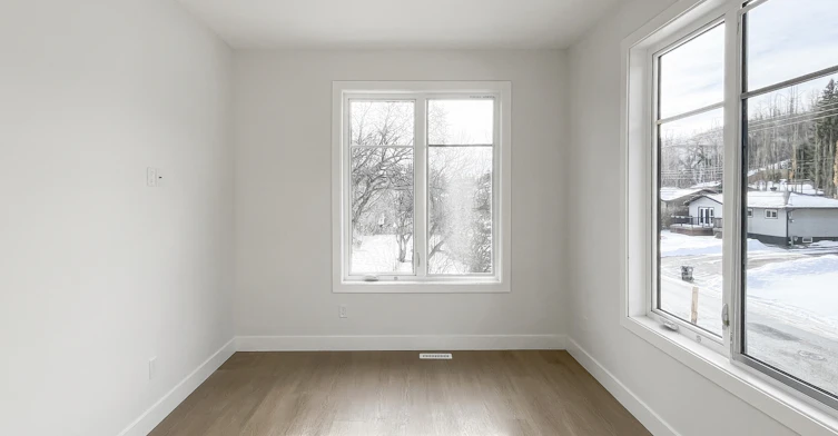 Upper-8604 33 Avenue Northwest, Calgary, AB, T3B 1M3 - 8