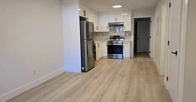 15571 Victoria Avenue, Surrey, BC, V4B 1H8 - 5