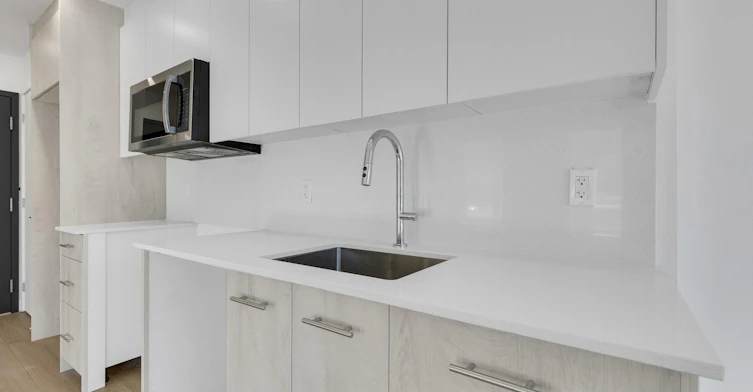 207-6255 Somerled Avenue, Montréal, QC, H3X 2B7 - 6
