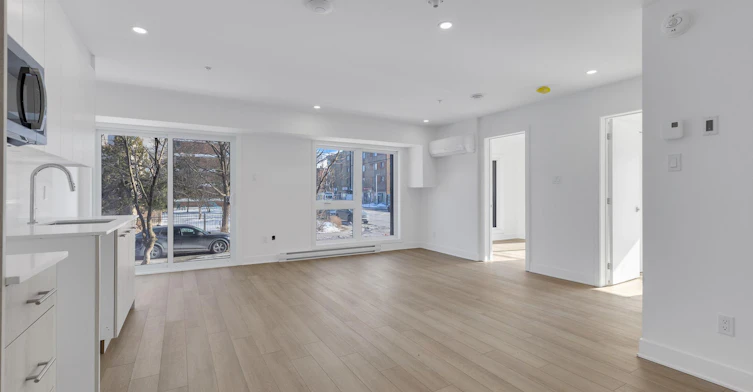 207-6255 Somerled Avenue, Montréal, QC, H3X 2B7