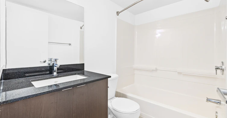 3475 De La Montagne Rue, Montréal, QC, H3G 2A4 - 6