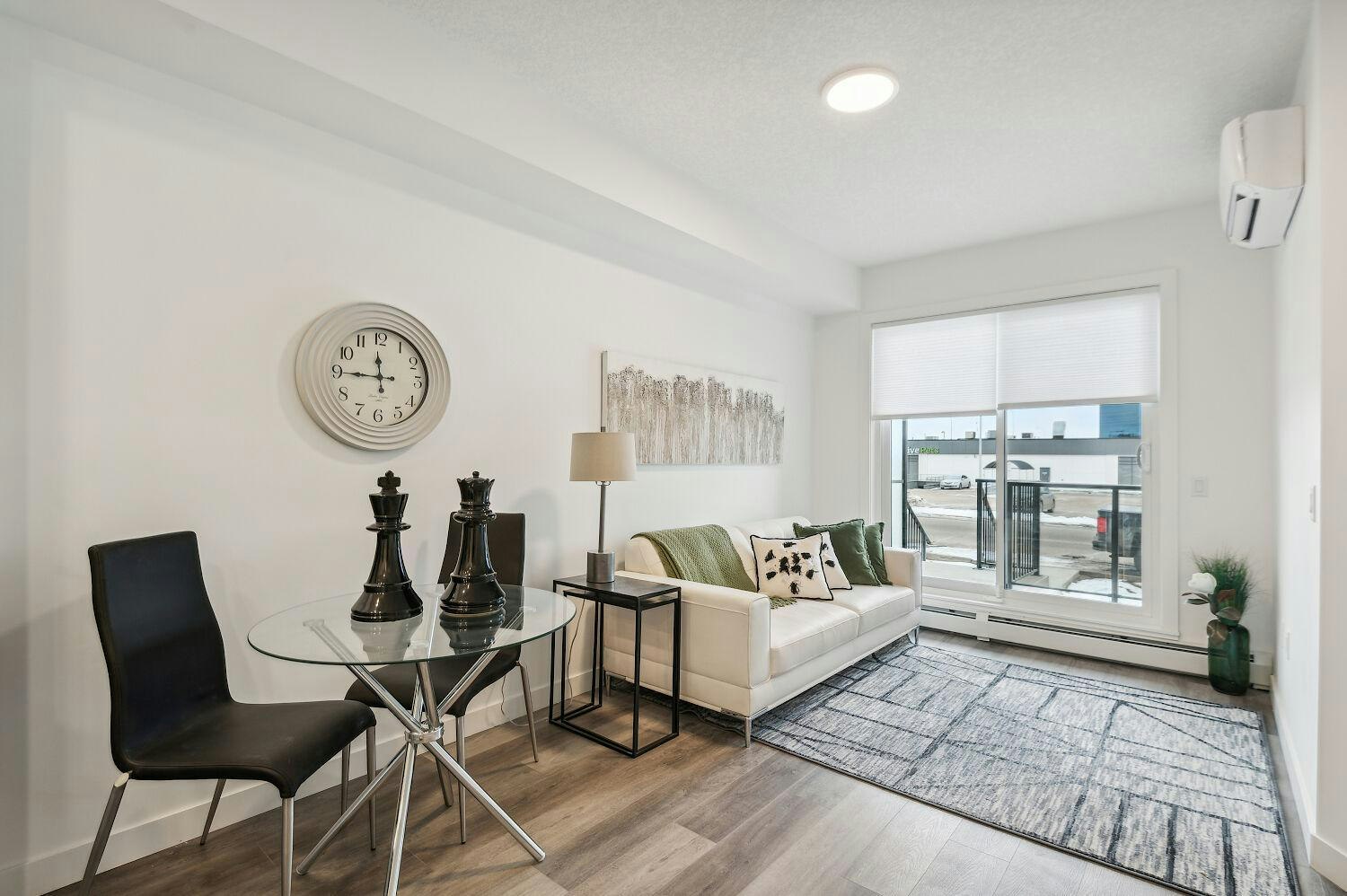 612 67 Avenue Southwest, Calgary, AB, T2V 4Z1 - 11