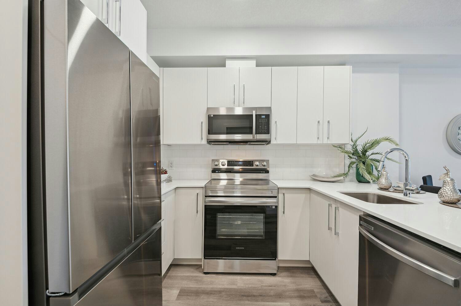 612 67 Avenue Southwest, Calgary, AB, T2V 4Z1 - 8