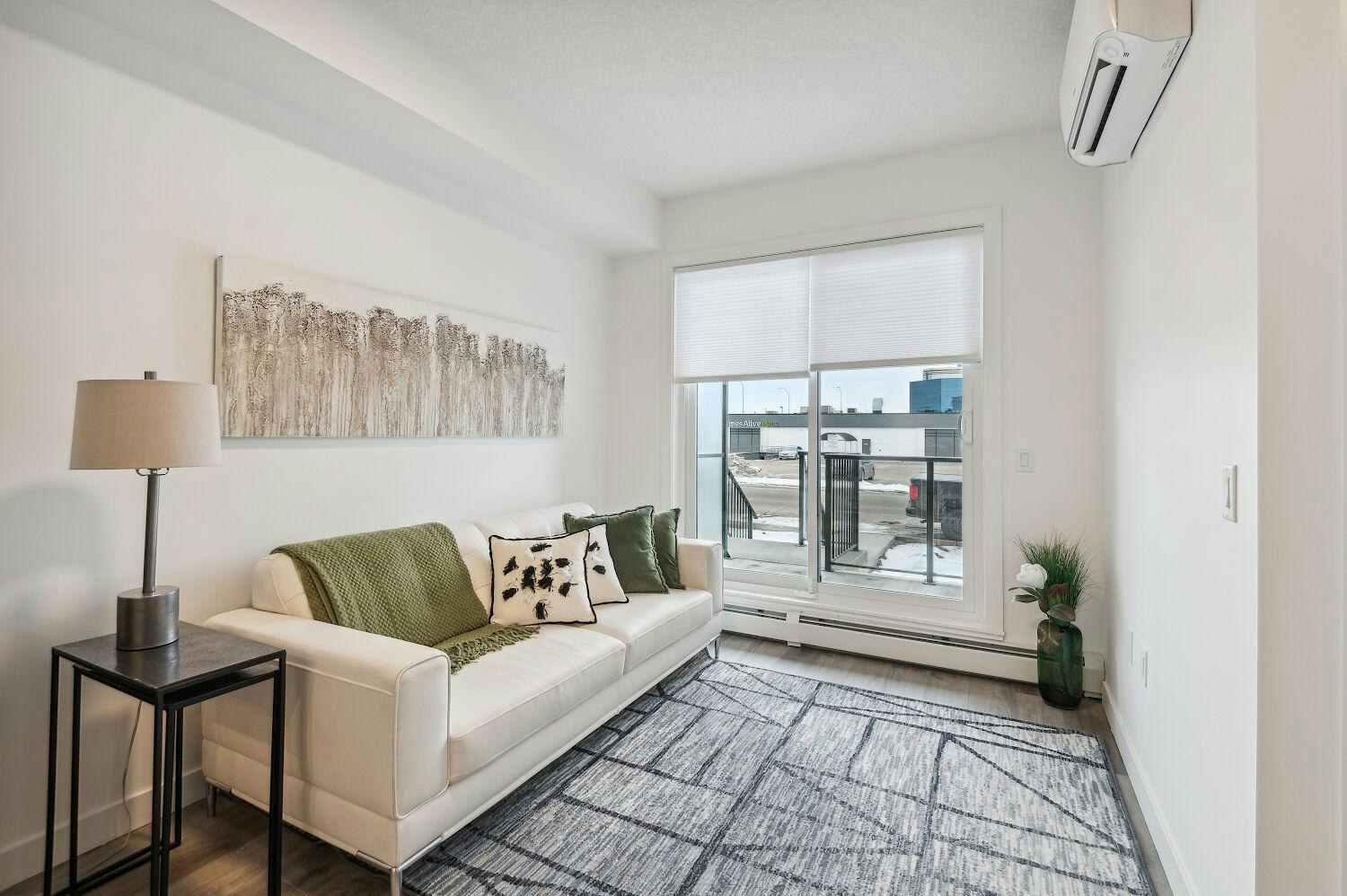612 67 Avenue Southwest, Calgary, AB, T2V 4Z1 - 9