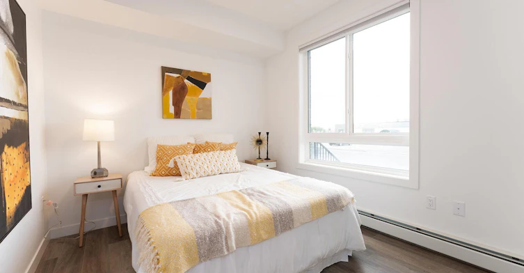 612 67 Avenue Southwest, Calgary, AB, T2V 4Z1 - 5