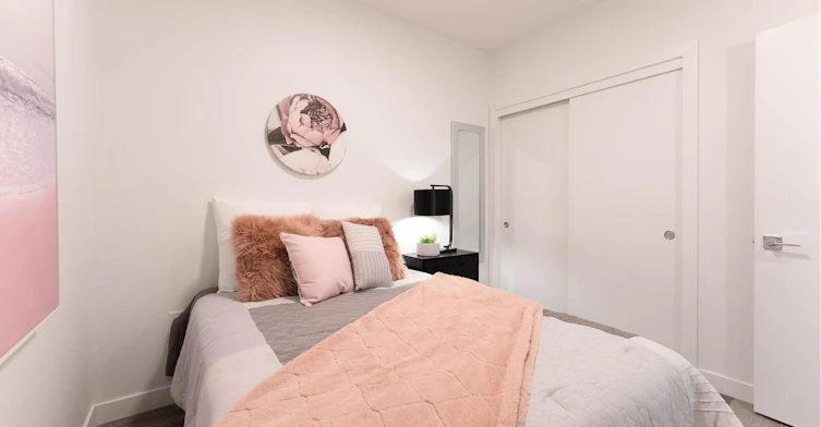612 67 Avenue Southwest, Calgary, AB, T2V 4Z1 - 5