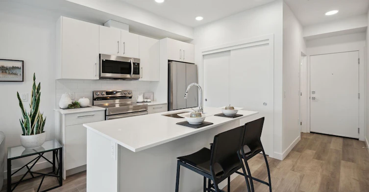 612 67 Avenue Southwest, Calgary, AB, T2V 4Z1