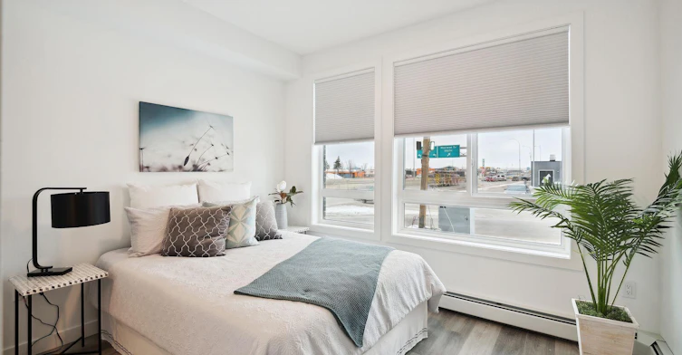 612 67 Avenue Southwest, Calgary, AB, T2V 4Z1 - 6