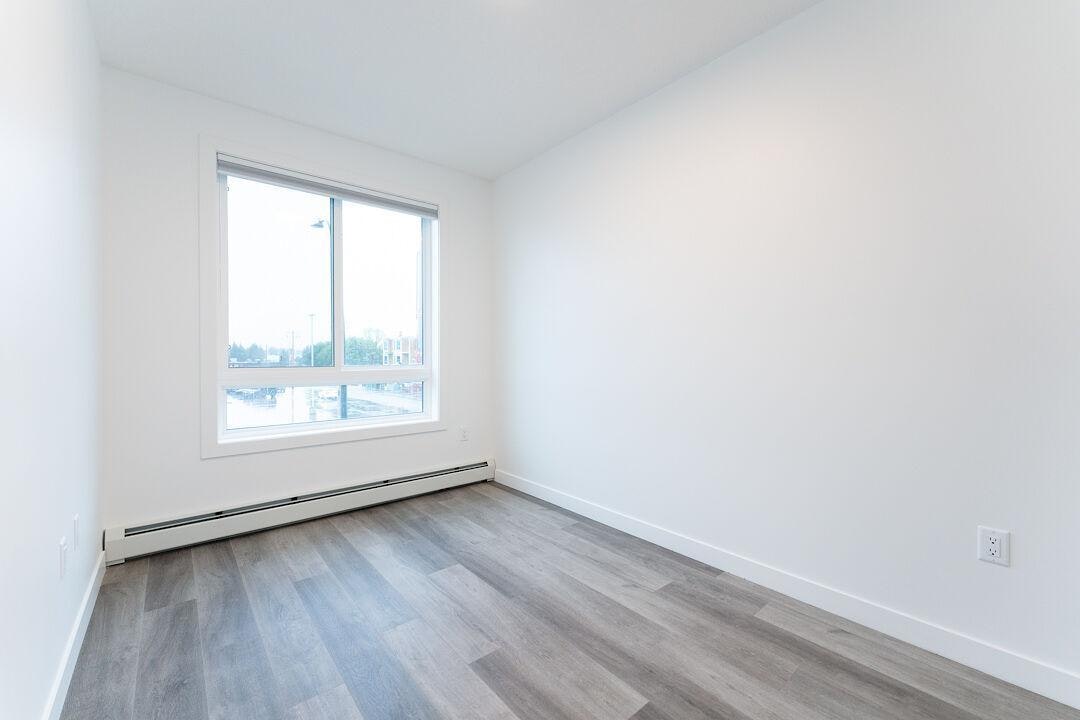 612 67 Avenue Southwest, Calgary, AB, T2V 4Z1 - 5