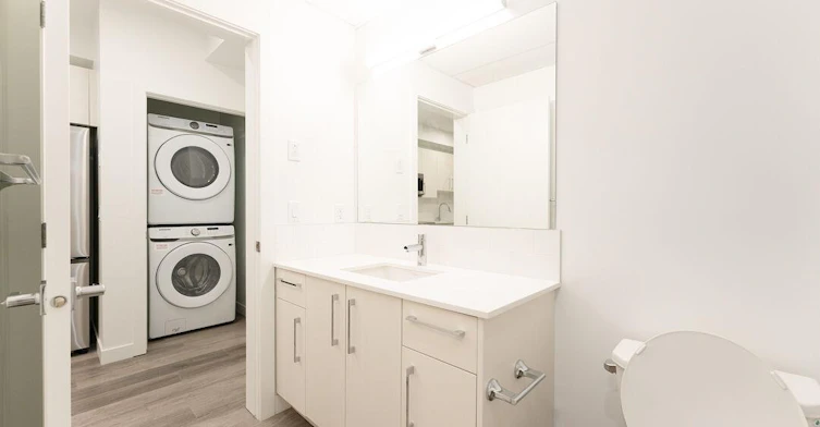 612 67 Avenue Southwest, Calgary, AB, T2V 4Z1 - 6