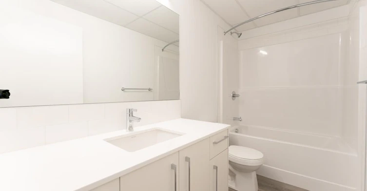 612 67 Avenue Southwest, Calgary, AB, T2V 4Z1 - 9