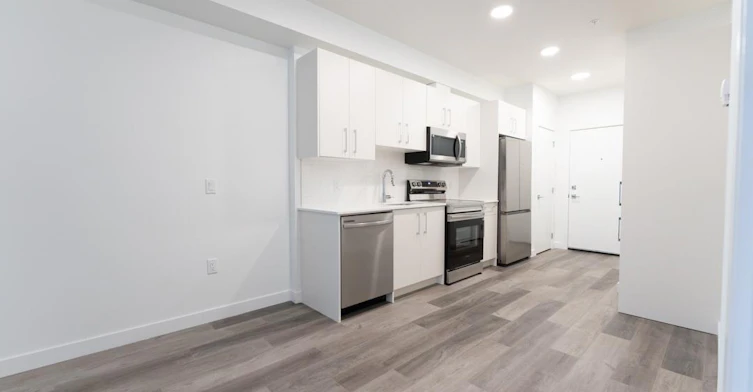 612 67 Avenue Southwest, Calgary, AB, T2V 4Z1 - 11
