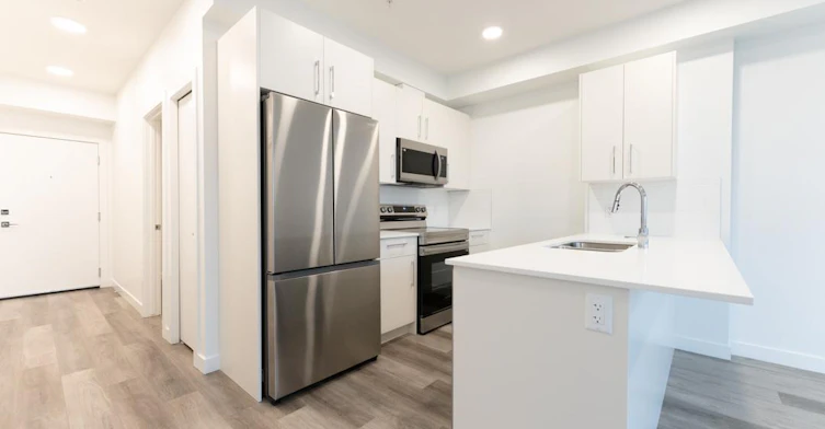 612 67 Avenue Southwest, Calgary, AB, T2V 4Z1 - 6
