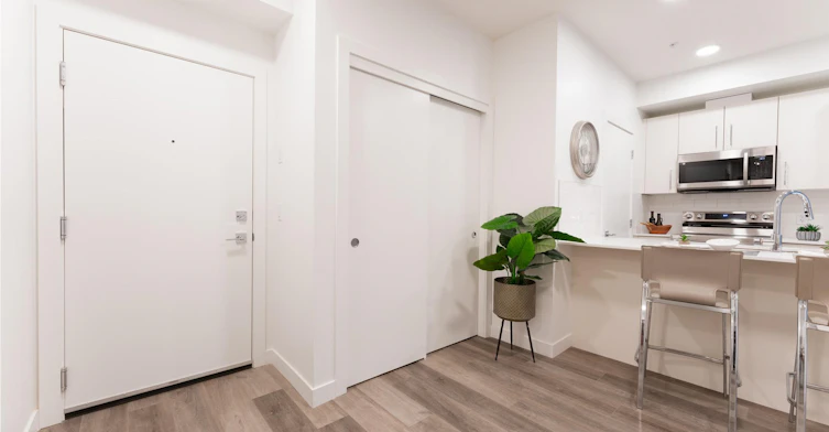 612 67 Avenue Southwest, Calgary, AB, T2V 4Z1 - 12