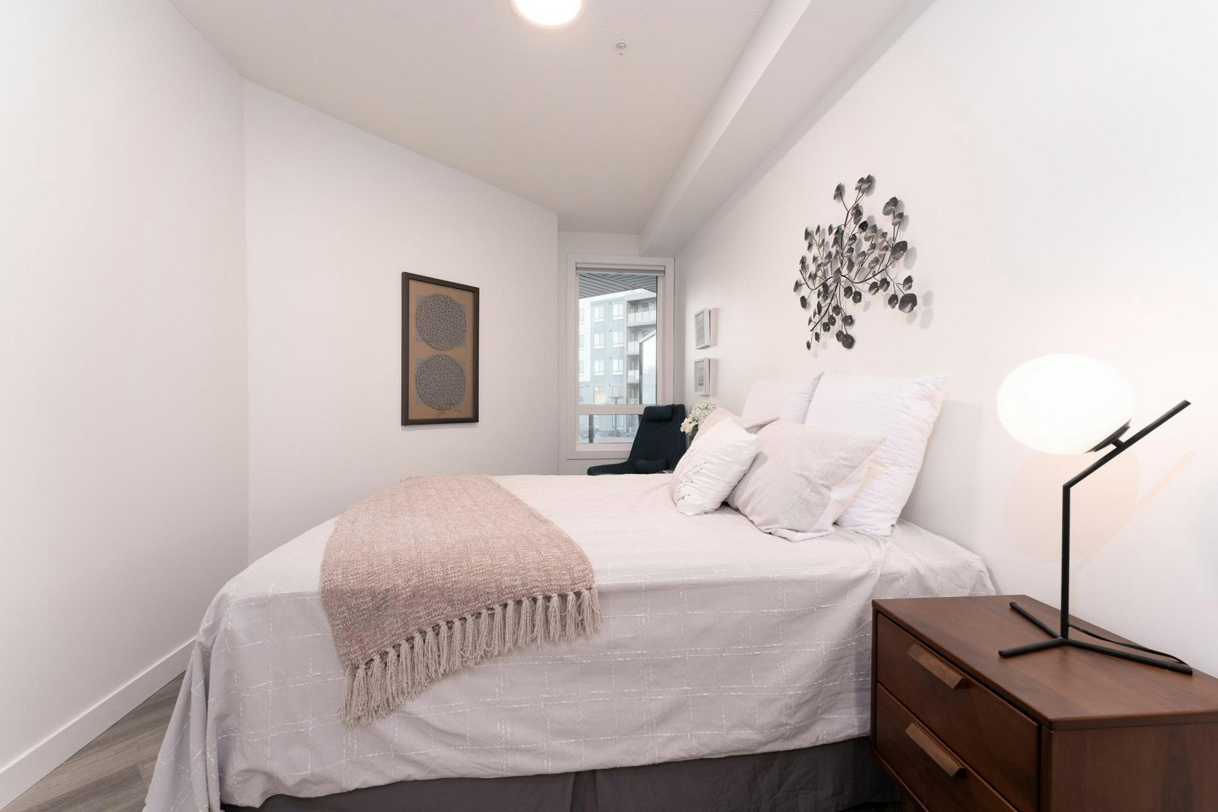 612 67 Avenue Southwest, Calgary, AB, T2V 4Z1 - 5