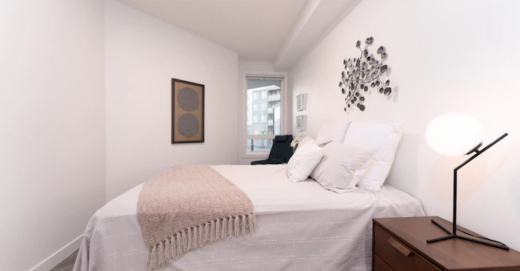 612 67 Avenue Southwest, Calgary, AB, T2V 4Z1 - 5